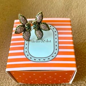 Stella and Dot Adjustable Hazel Ring